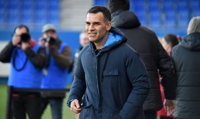 开云体育移动版-西媒：马克斯表态愿接手巴萨一队 俱乐部高层不满