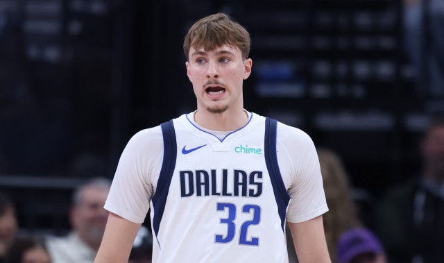 开云体育下载-明日独行侠迎战爵士 弗拉格&amp;加福德小概率出战 华盛顿大概率出战