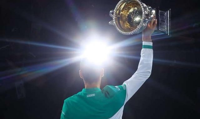 张奔斗：不是天选之人？逆天改命才是德约的剧本