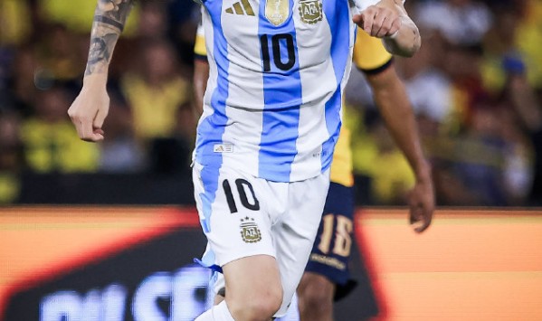 开云体育下载-阿根廷0比1厄瓜多尔，全场0射正的确汗颜，梅西缺阵影响大