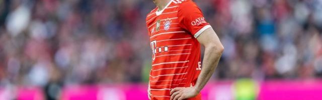 开云体育官网-德甲两神锋今夏都出走？德媒：莱万不会与拜仁续约