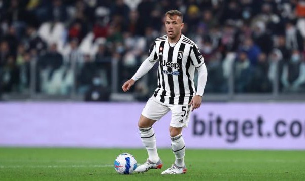 开云体育App-梁熙明：尤文做账一时爽，害了自己坑了球员