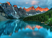 圆梦，李梦与偶像詹姆斯交换礼物合影，场上同做霸王步庆祝